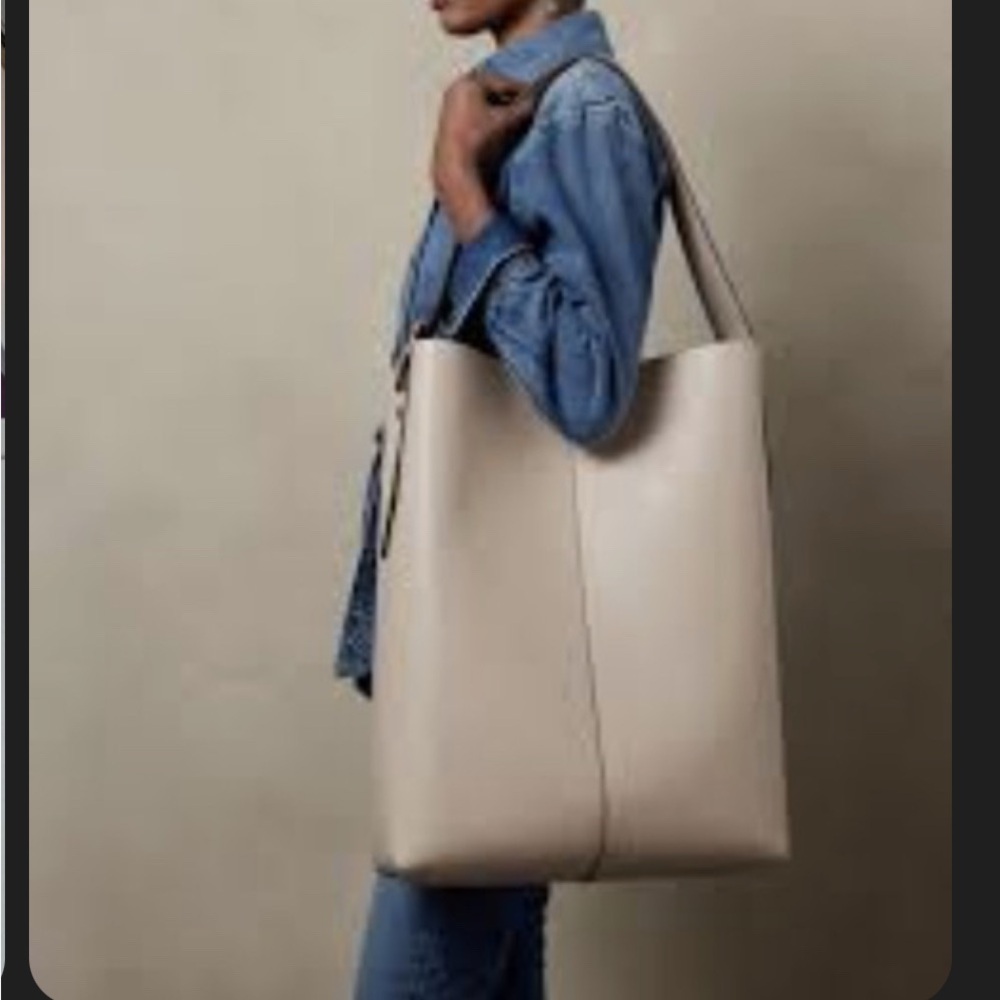Banana Republic Cream Hobo Bag